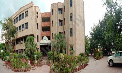 Vasant-Kunjs-School